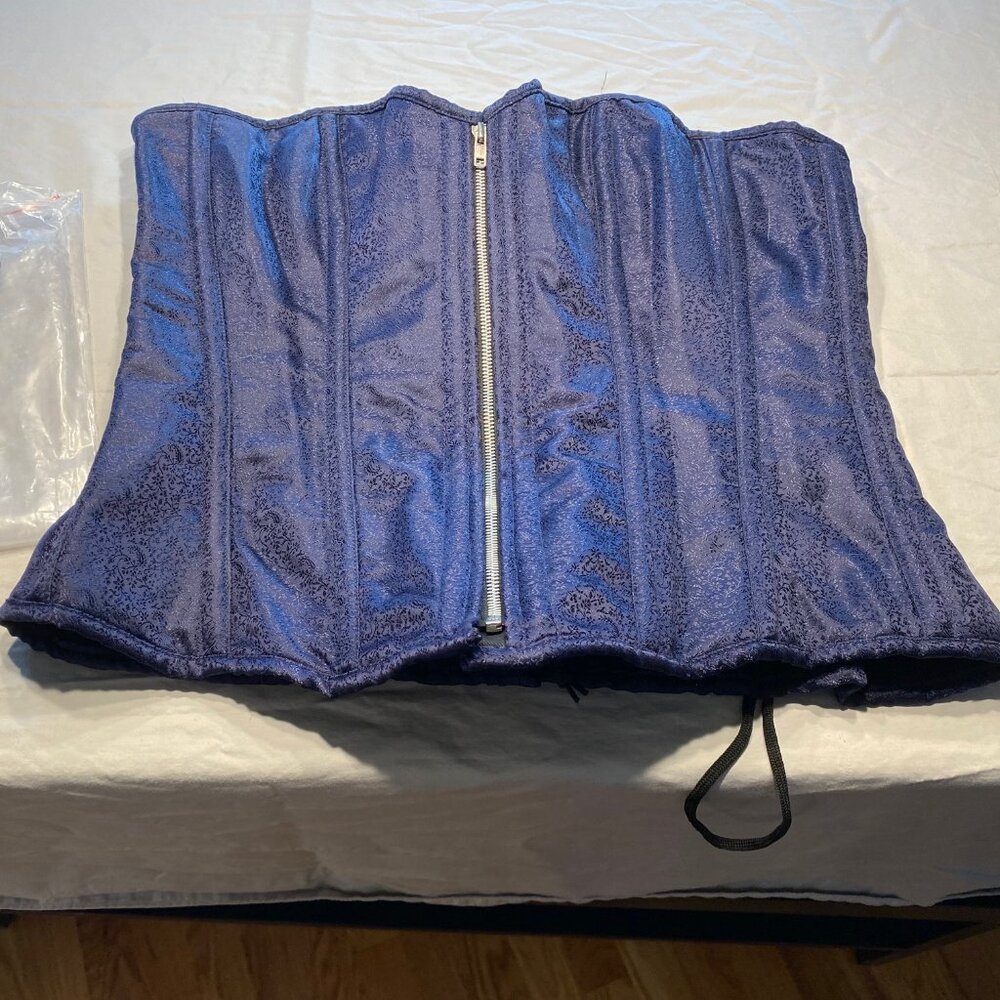Daisy “Top Drawer” *Gently Loved* Deep Blue Brocade Corset, Sized 3XL.